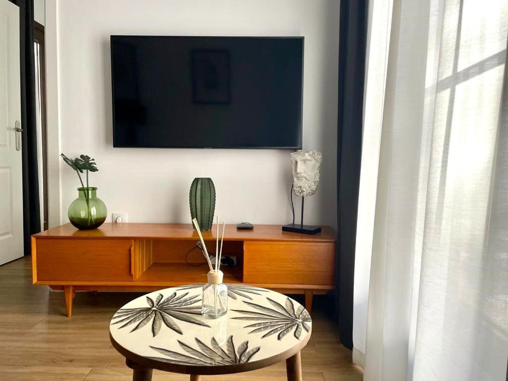 Apartamento San Juan, Parking Privado Jerez de la Frontera Exterior photo